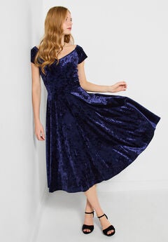 Crushed Velvet Sweetheart Midi Dress