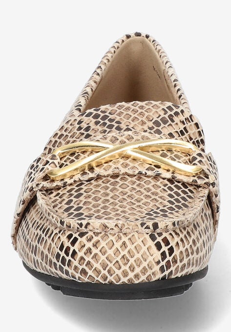 Susmita Loafer, , alternate image number null