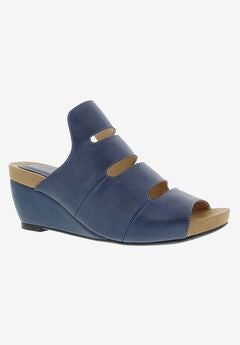 Whit Wedge Sandal