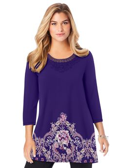 Ultra Drape V Neck Lace Print Tee