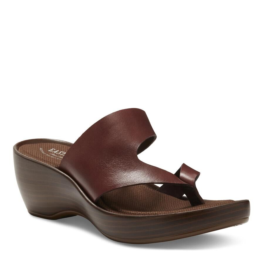 Laurel Sandal