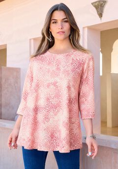 Ultimate Three Quarter Sleeve Swing Tee