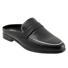 Lola Flat