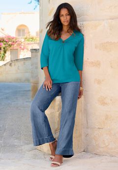 Ultimate Keyhole V Neck Tee