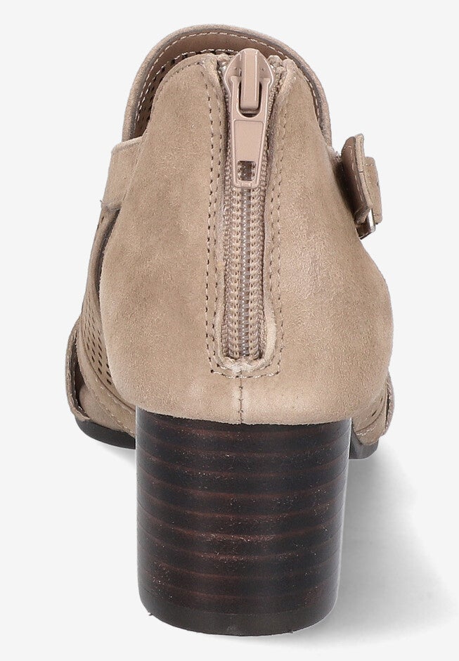 Illiana Sandal, , on-hover image number null
