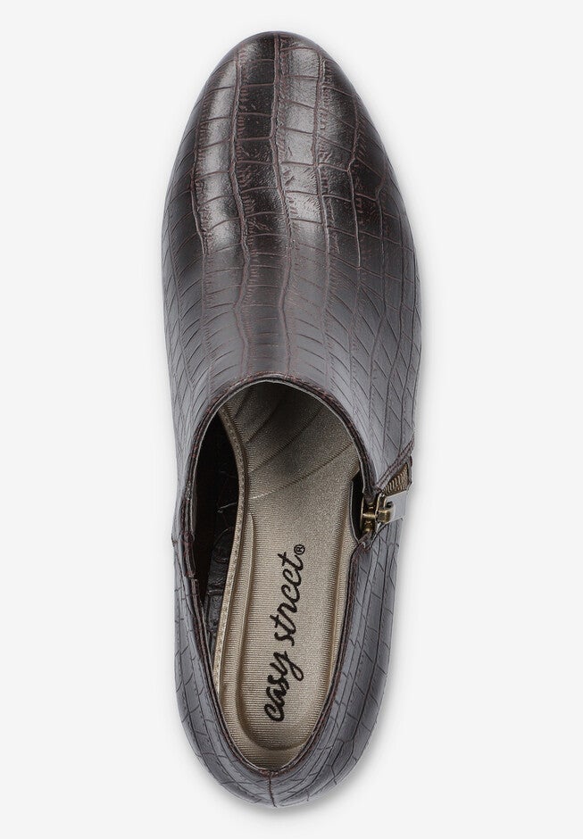 Kalinda Shootie, , alternate image number null