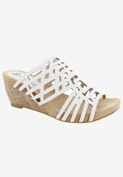 Pretty Wedge Sandal