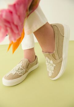 Womens Slip On Walking Sneakers