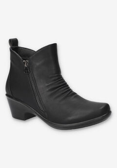 Jeanie Ankle Boot