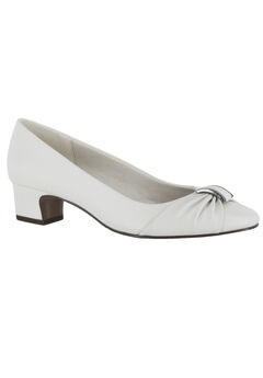 Wide Width White Pumps