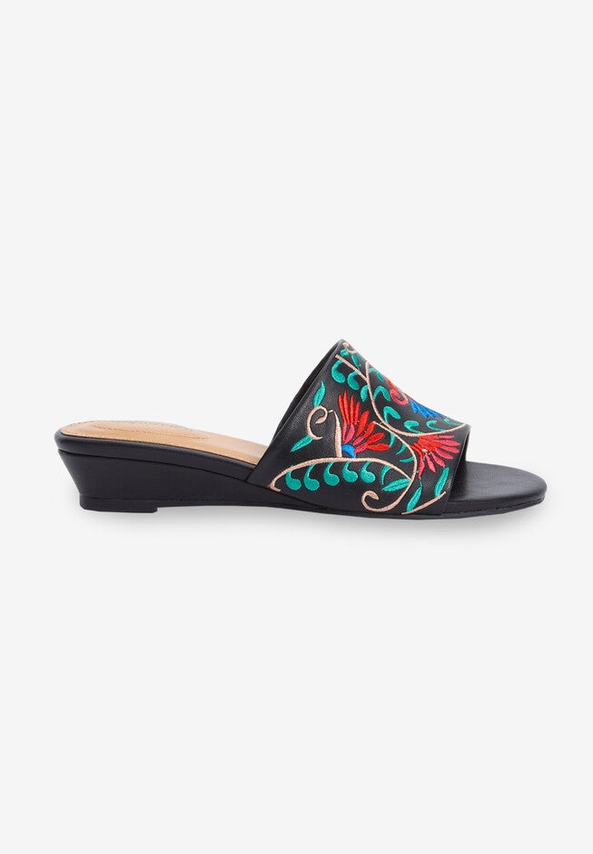 The Capri Slip On Mule, , alternate image number null