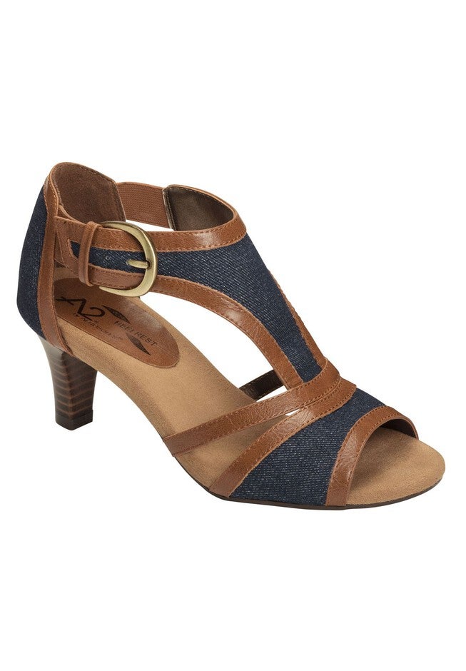 Waterspow Pumps by A2 Aerosoles® Roaman's