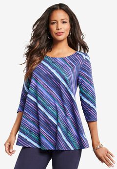 Ultimate Three Quarter Sleeve Swing Tee