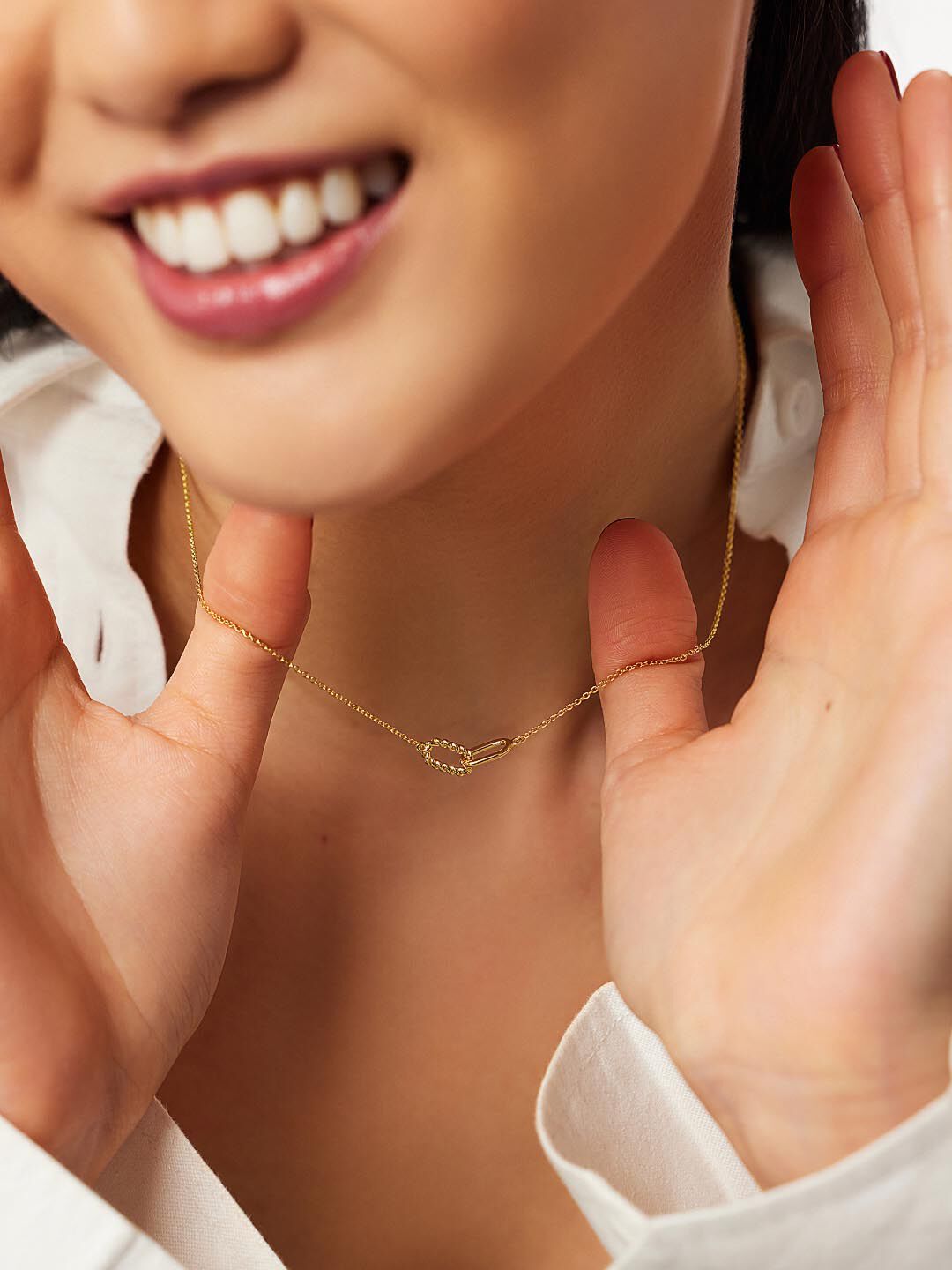 Juniper Gold Pendant Necklace, GOLD, alternate image number 2