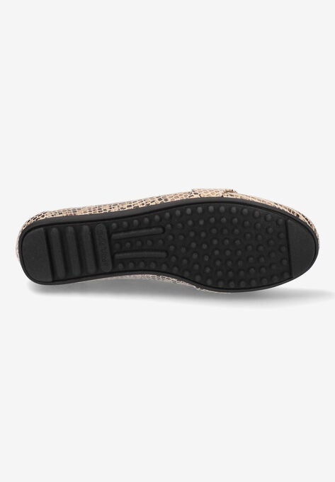 Susmita Loafer, , alternate image number null