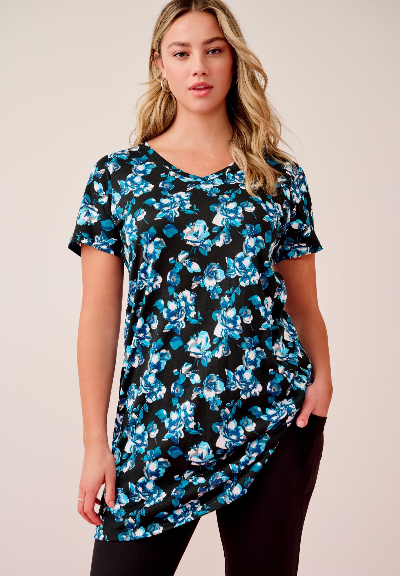 Plus Size Ultimate Cotton V-Neck Short Sleeve Tunic, , alternate image number 3