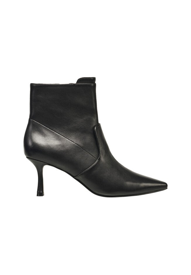 London Bootie, , alternate image number null