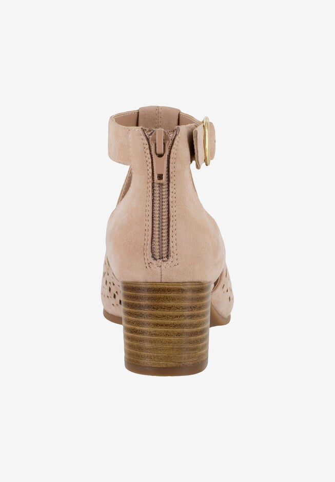 Finn Sandal , , on-hover image number null