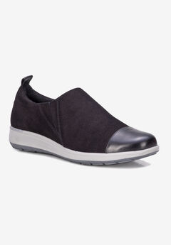 Ozzie Slip On
