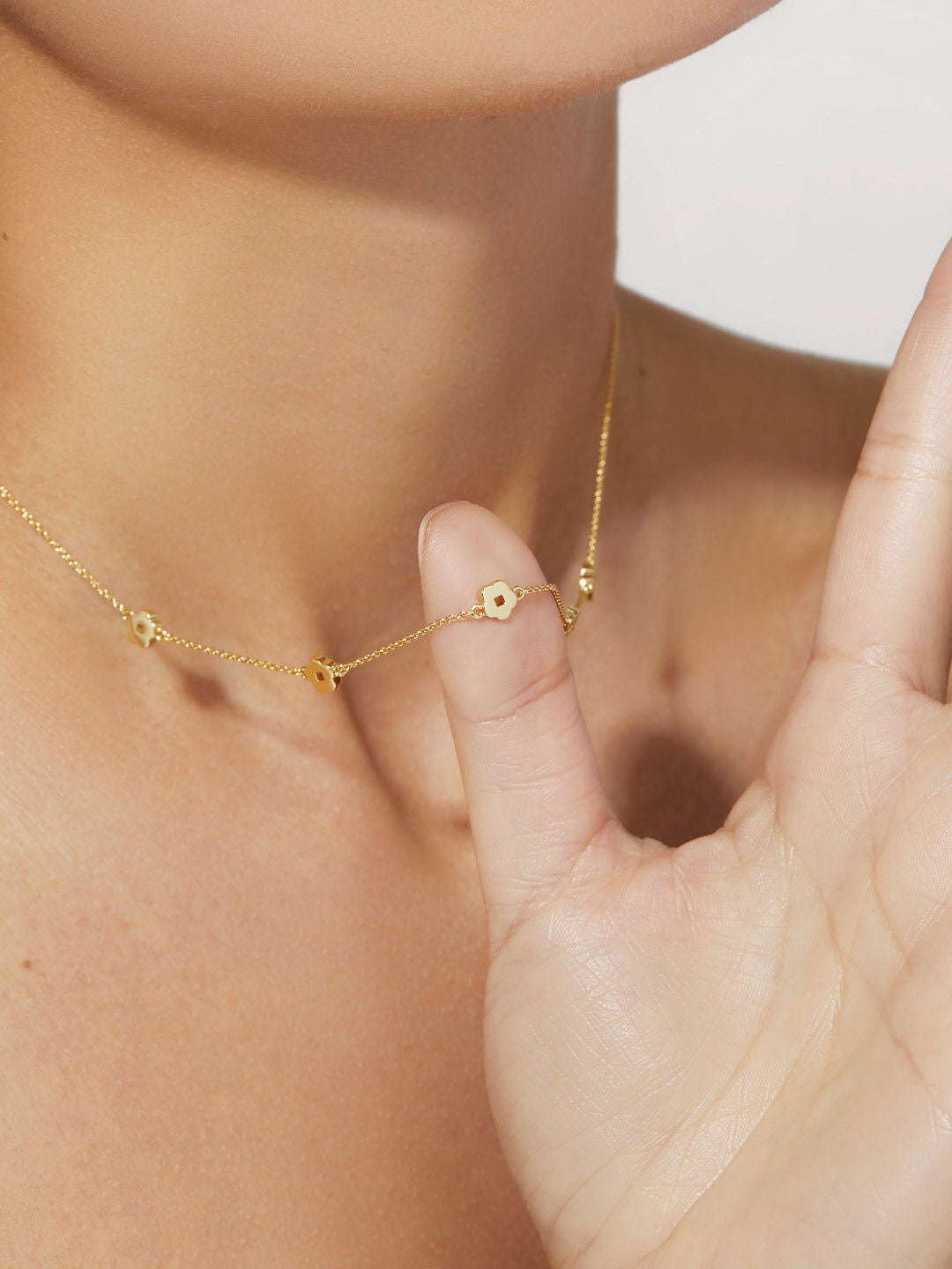 Rowena Necklace Flower Station Necklace, GOLD, alternate image number 1