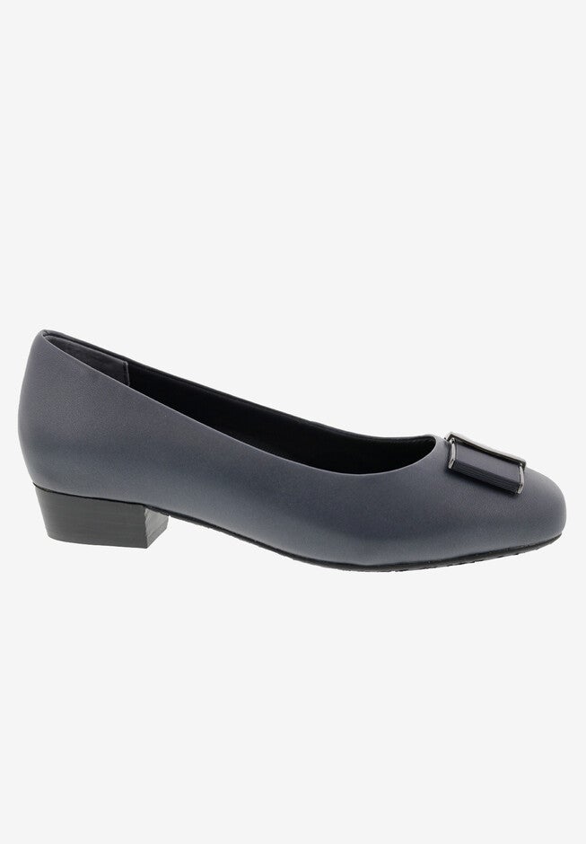 Twilight Kitten Heel Pump, , alternate image number 2