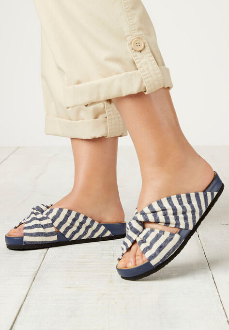 The Reese Footbed Sandal , , alternate image number null