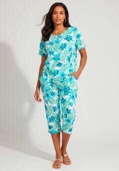 Plus Size 2-Piece Printed Henley Top and Capri Set