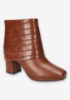 Sutton Sqaure Toe Ankle Boot