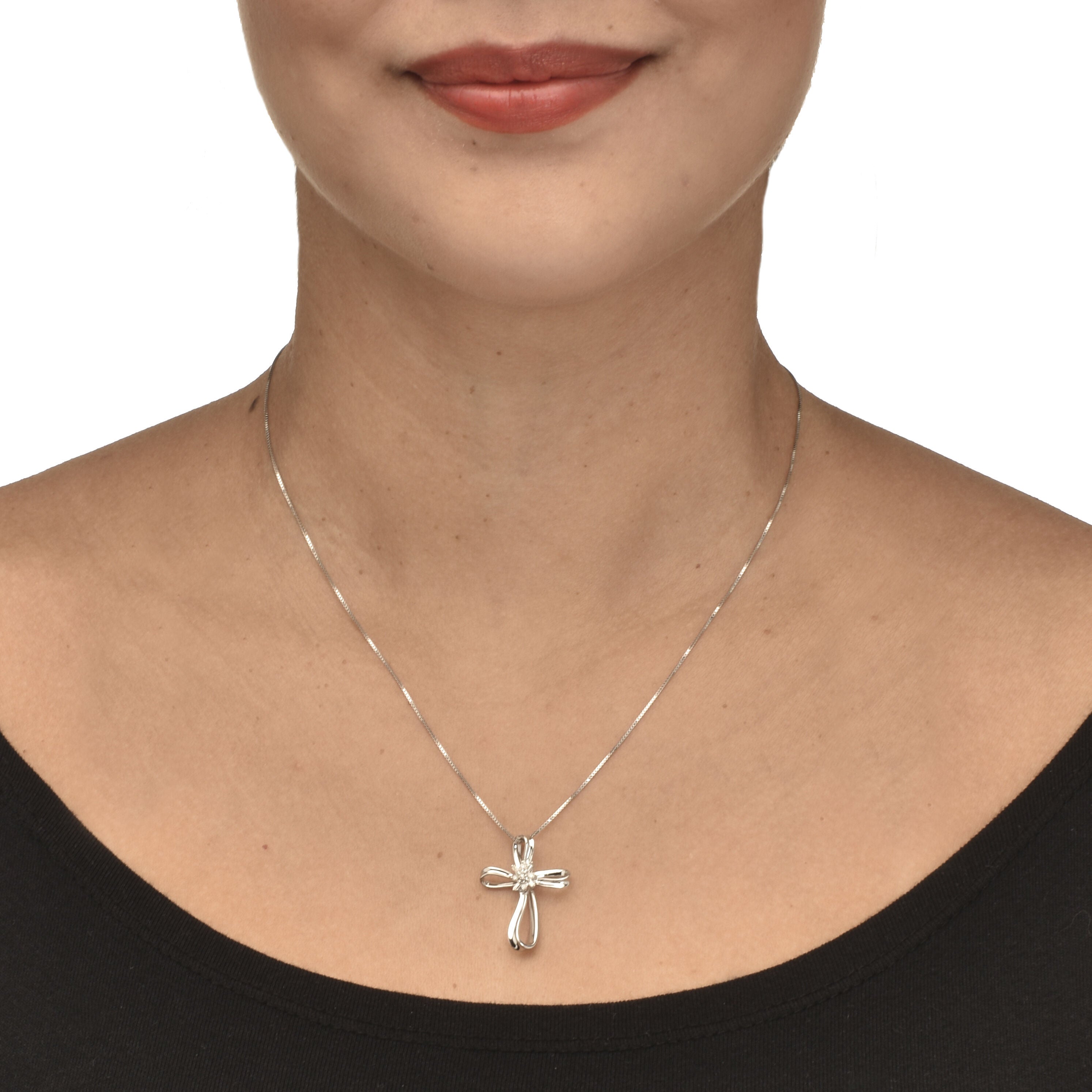 .10 TCW Diamond Sterling Silver Cross Pendant and Chain 18 Inches, WHITE, alternate image number 2
