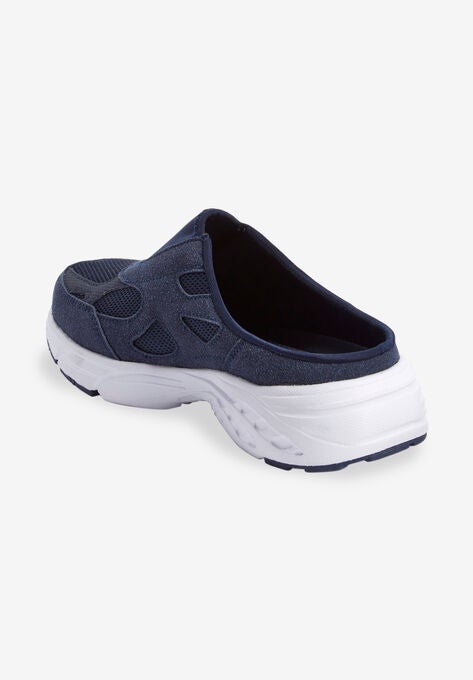 CV Sport Claude Slip On Sneaker, , on-hover image number null