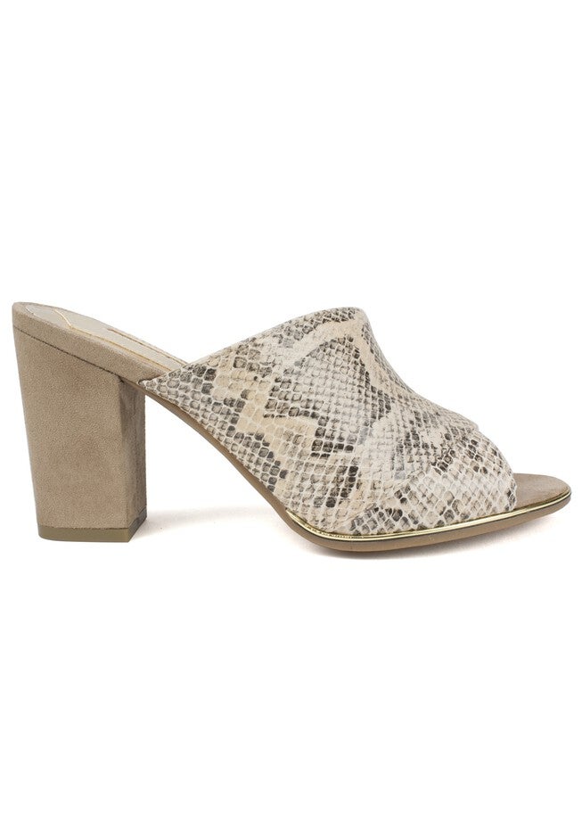Wendall Sandal by Rialto, , alternate image number null
