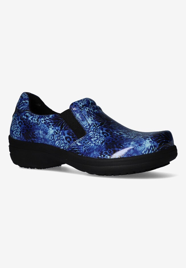 Bind Flats, BLUE ANIMAL PATENT, hi-res image number null
