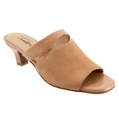 Ninette Sandal