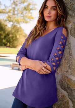 Plus Size Floral Tops With Sleeves