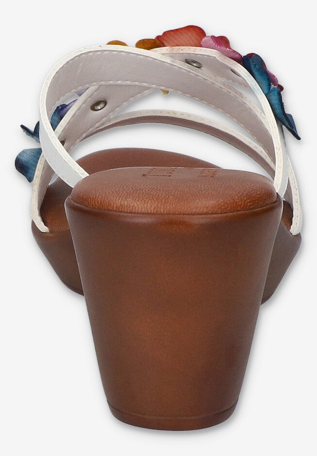 Bellefleur Sandal, , on-hover image number 1
