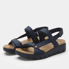 Henna Sandal