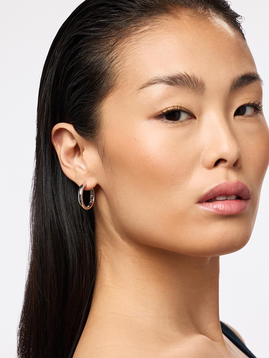 Giulia Large Silver Hoop Earrings, SILVER, alternate image number 3