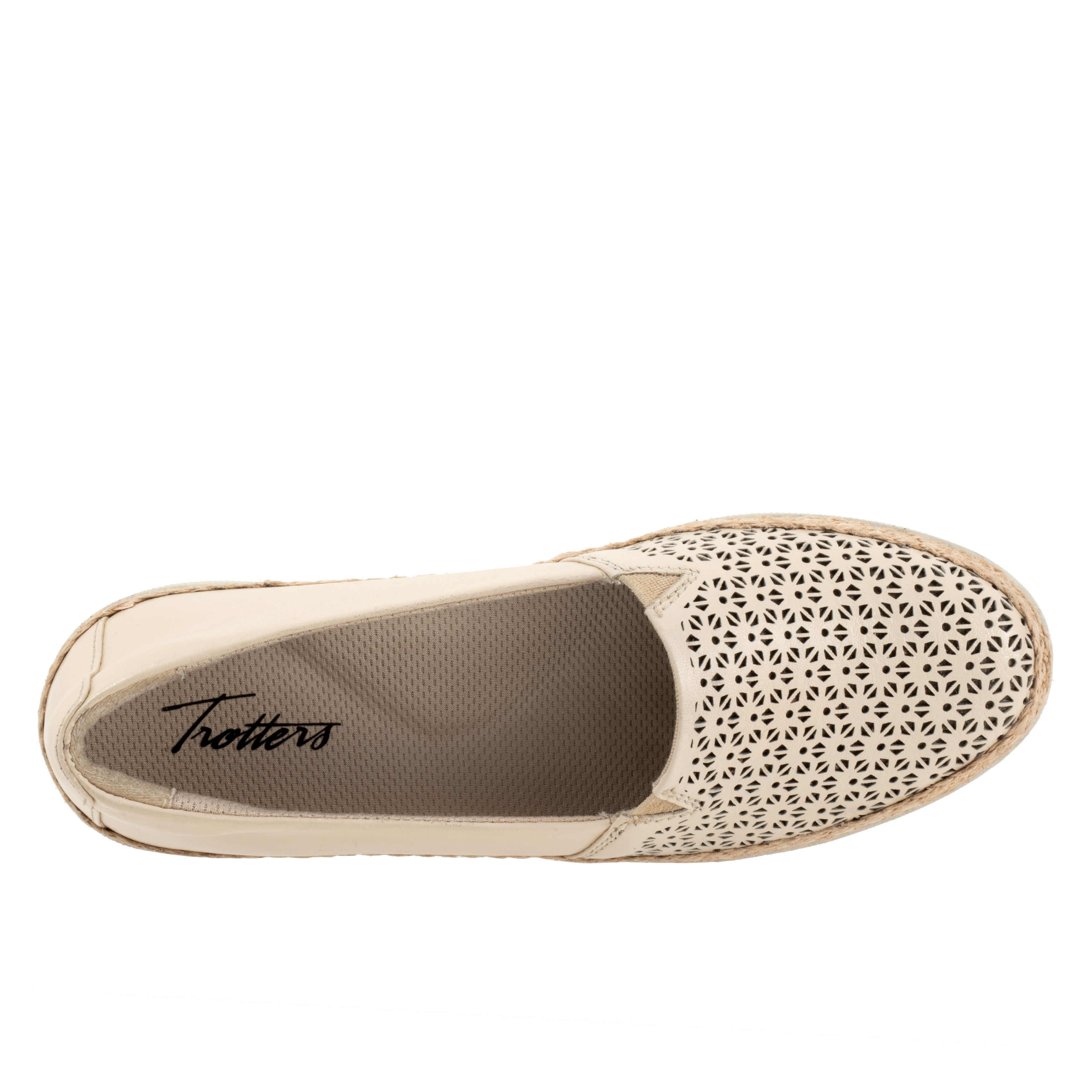 Accent Perf Sandal, IVORY, alternate image number 3