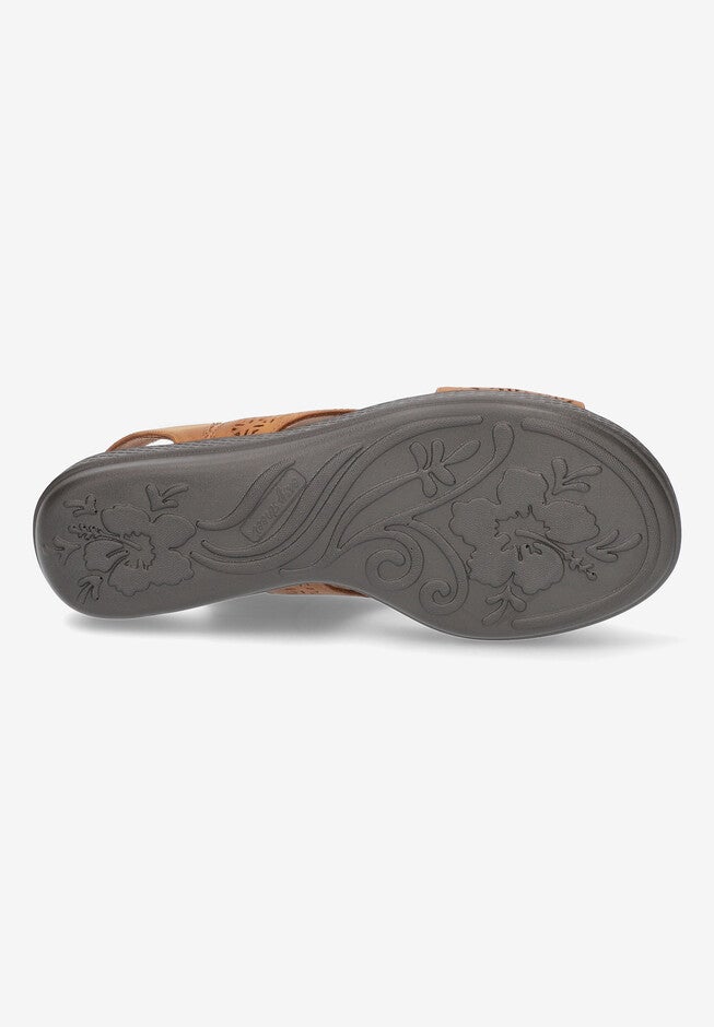 Claudia Sandal, , alternate image number 5