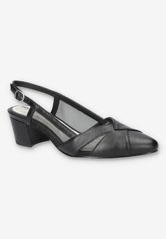 Avena Block Heel Slingback Pump