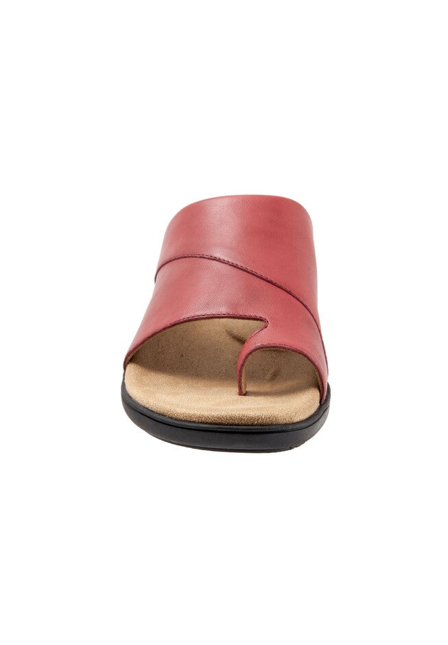 Regina Slip On Sandal, , alternate image number 5