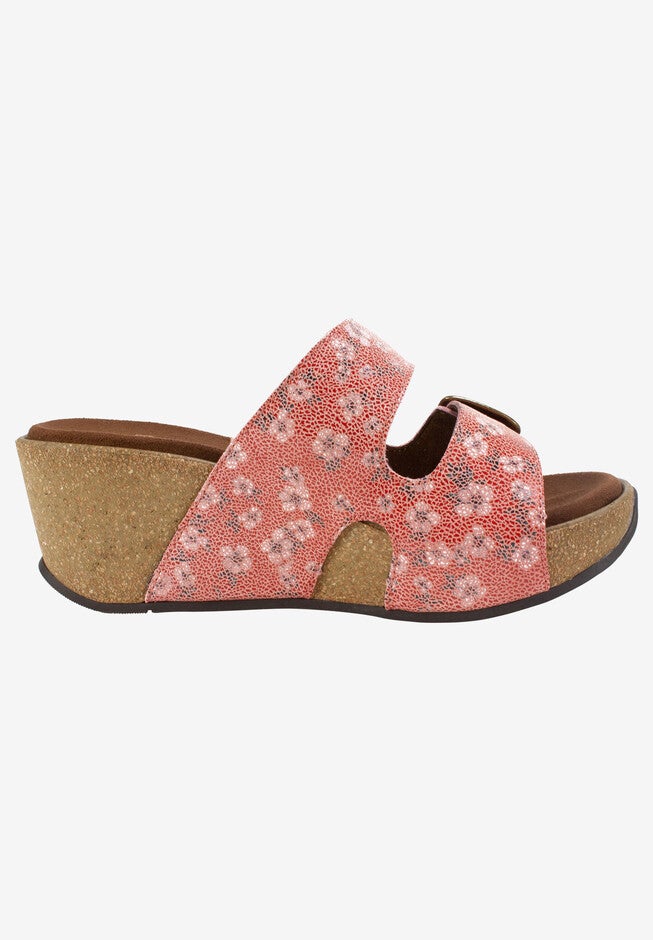 Chandler Sandal by White Mountain, , alternate image number null