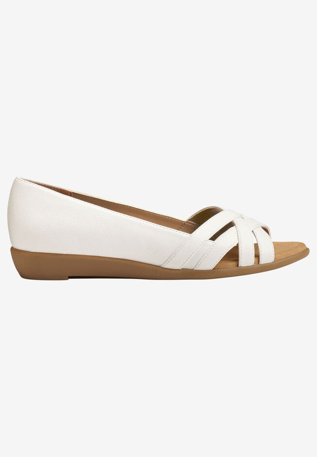 Fanatic Flat by A2 by Aerosoles®, , alternate image number null