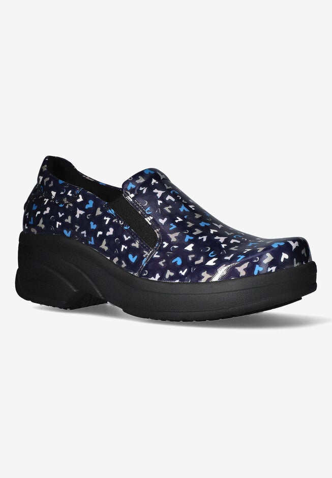 Appreciate Flats, NAVY HEART PATENT, hi-res image number null
