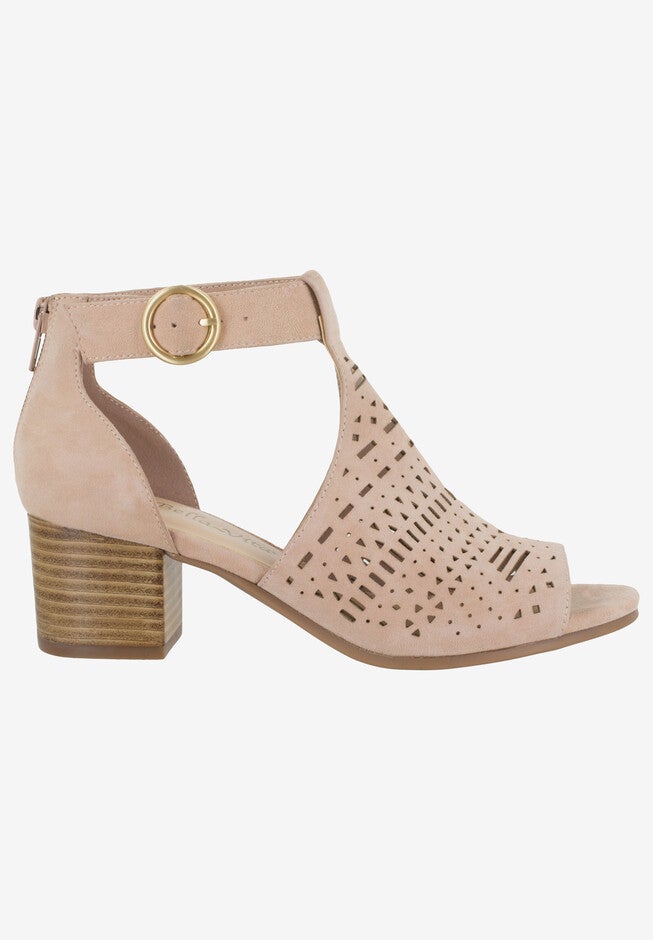 Finn Sandal , , alternate image number null