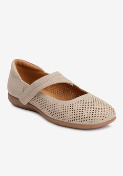 Plus Size Pointed Toe Flats