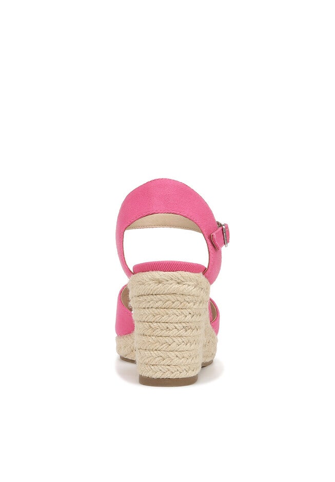 Tess Sandal, , on-hover image number null