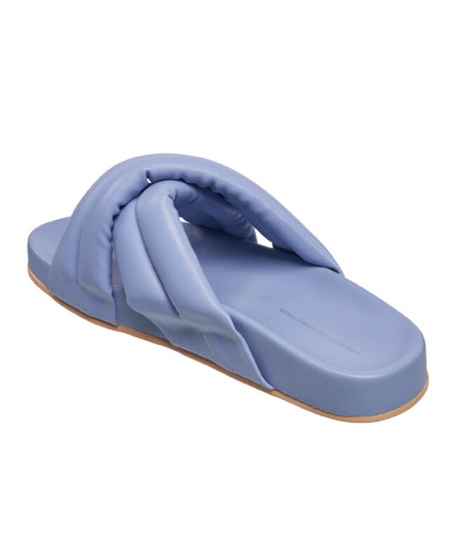 Hayden Sandal, , on-hover image number null