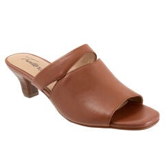 Ninette Sandal