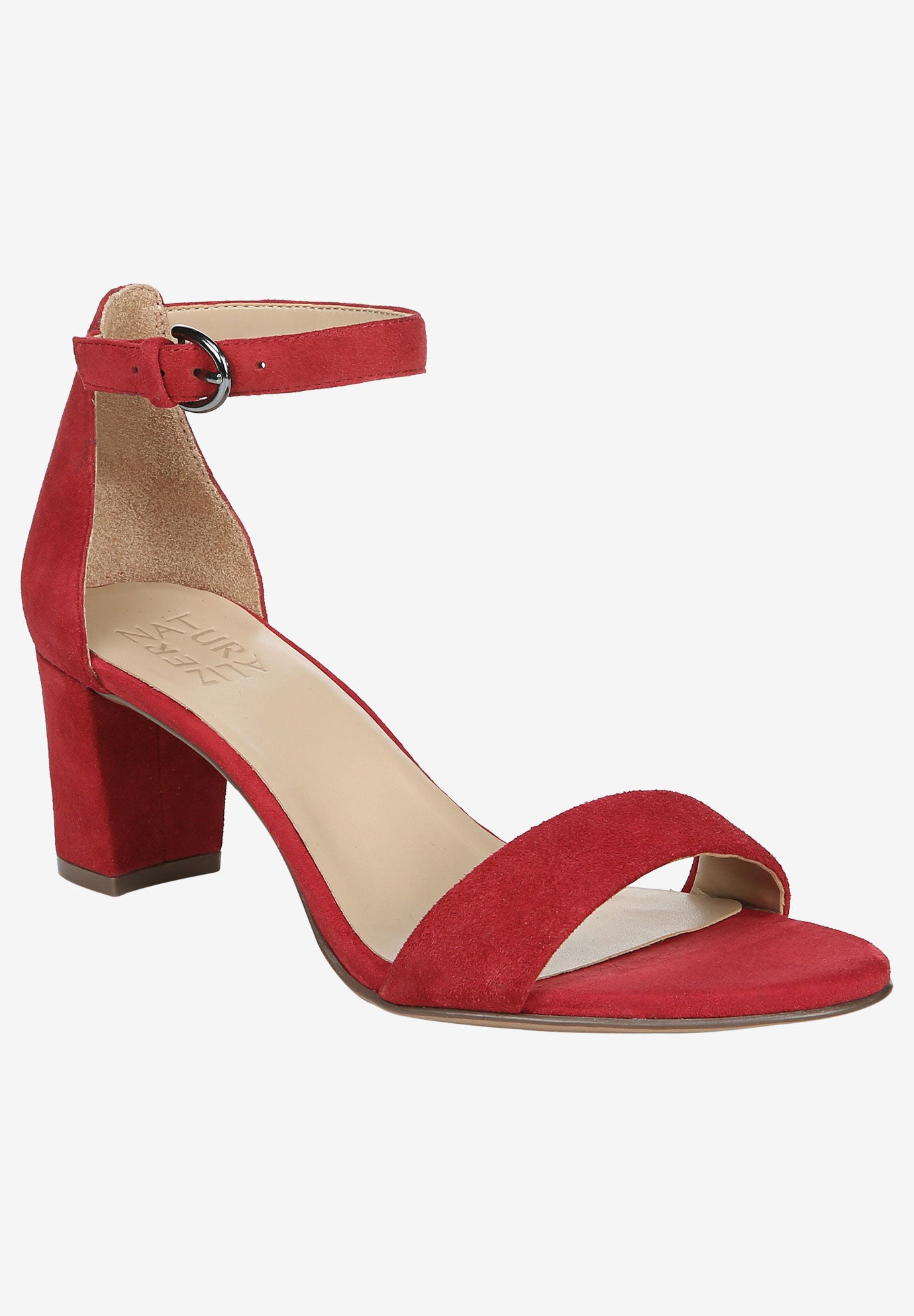 naturalizer wide width shoes